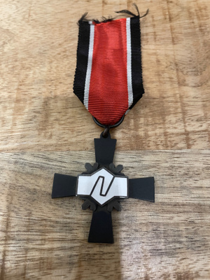 Muistoristi Tolvajärvi