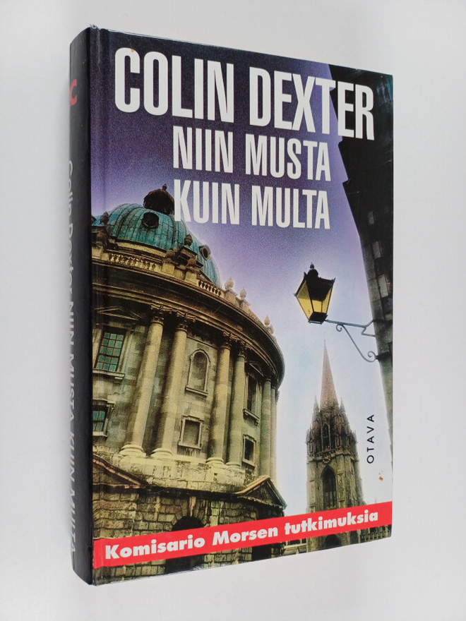 Colin Dexter : Niin musta kuin multa