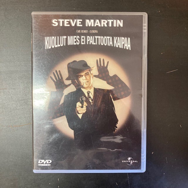 Kuollut mies ei palttoota kaipaa DVD