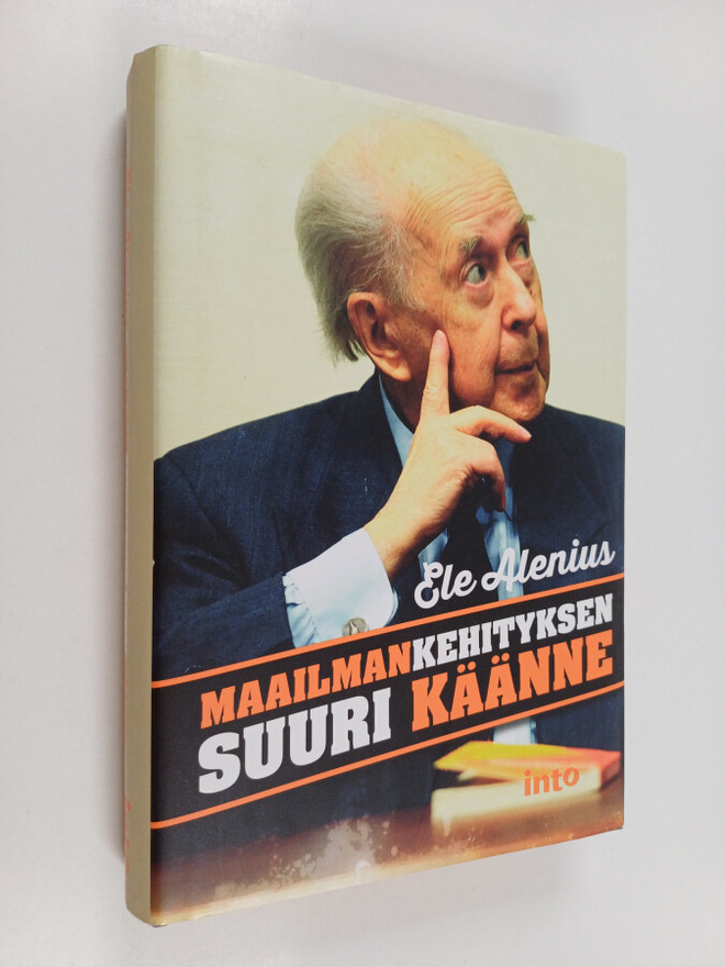 Ele Alenius : Maailmankehityksen suuri käänne