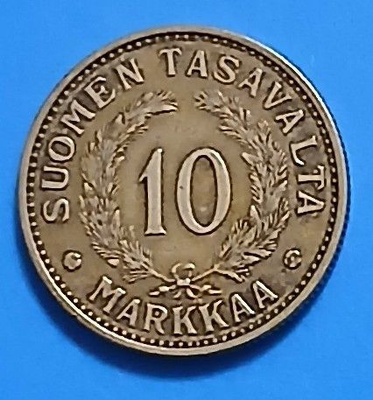 Alumiinipronssi 10 markka v. 1935. Lyöntimäärä 81.000 kpl.