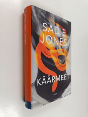 Sadie Jones : Käärmeet