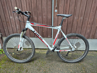 Trek 6300 maastopyörä