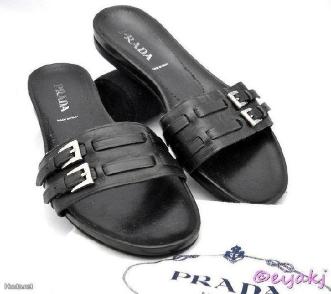 ALE:AIDOT(390$) Prada mustat matalat nahka sandaalit,37