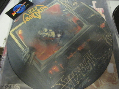 LIZZY BORDEN - VISUAL LIES LP KUVALEVY