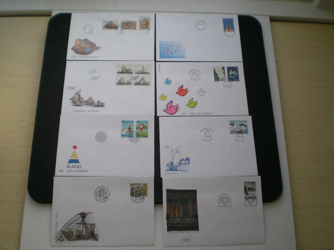 Vuoden 1995 KAIKKI FDC-kuoret - LaPe 24,00 €
