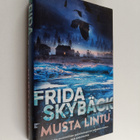 Frida Skybäck : Musta lintu - pikkukuva 1
