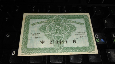 Indochine Indokiina 5 Cents 1942-43 P88 UNC-