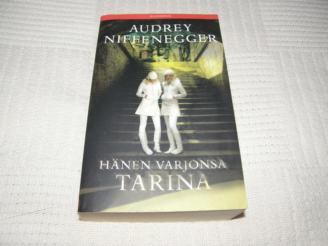 Audrey Niffenegger Hänen varjonsa tarina    -pok