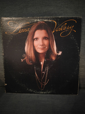 LP Dana Valery