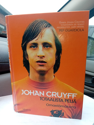 Johan Cruyff : Totaalista peliä ( SIS POSTIKULU )