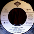 TOM JONES :: AT THIS MOMENT / AFTER THE TEARS :: VINYYLI  7" - pikkukuva 4