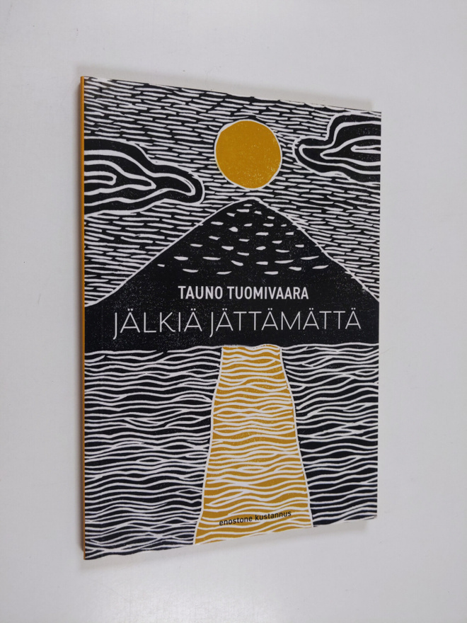 Tauno Tuomivaara : Jälkiä jättämättä