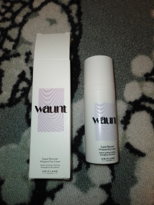 ~Oriflame waunt super recover whipped daycream~