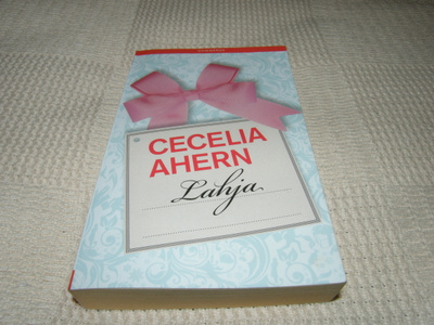 Cecelia Ahern Lahja -pok