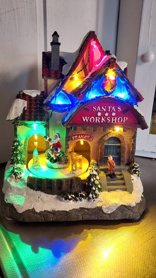 JOULUPUKINPAJA - SANTA'S WORKSHOP LED-VALOTALO