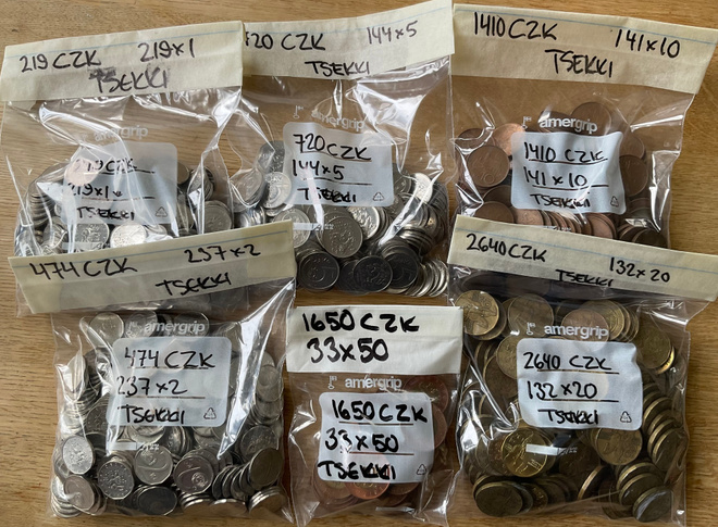 Tsekki 7113  Korunaa (Käypää 292,63 euroa) CZK