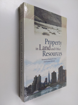 Elinor Ostrom ym. : Property in Land and Other Resources ...