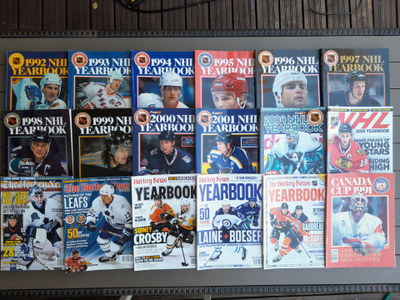 NHL Vuosikirjoja Yearbook / Canada Cup 18 kpl Erä 1992-2020