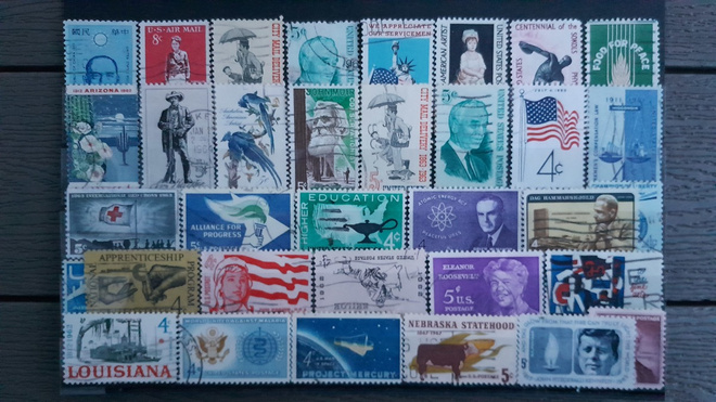 USA VANHEMPAA 1960 luku LEIMATTUJA postimerkkejä o 34 kpl