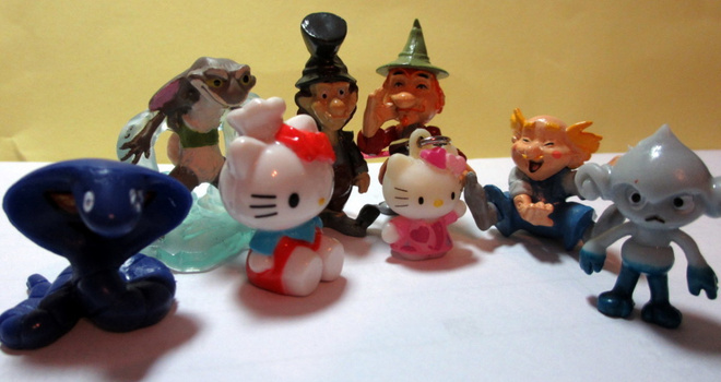 8 figuuria, Katso!