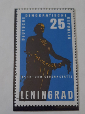 DDR 25 Sotamuistomerkki Leningrad 1964