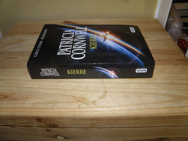 Patricia Cornwell Kierre (nidottu)