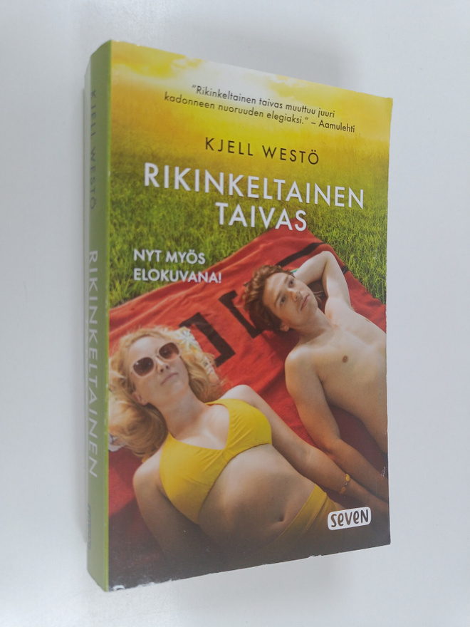 Kjell Westö : Rikinkeltainen taivas