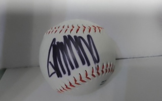Donald Trump. Signeerattu baseball.