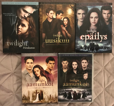 Twilight-paketti (kaikki 5 elokuvaa) DVD