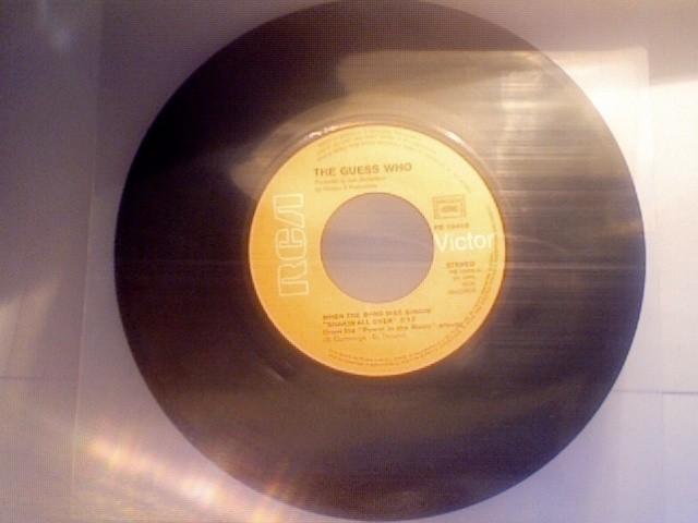THE GUESS WHO :: WHEN THE BAND WAS SINGING "SHAKIN ALL OVER"