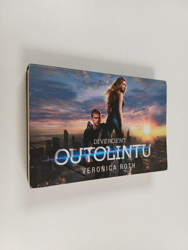 Veronica Roth : Outolintu (Miki-kirja)