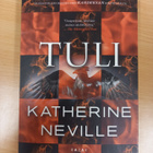 Katherine Neville: Tuli - pikkukuva 1