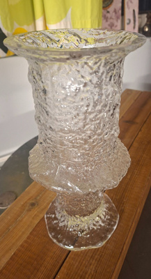 TIMO SARPANEVA / IITTALA-upea iso NARDUS maljakko 26cm.1986v