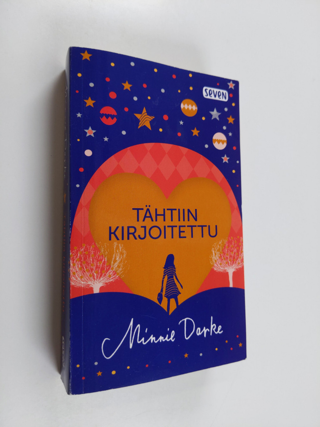 Minnie Darke : Tähtiin kirjoitettu