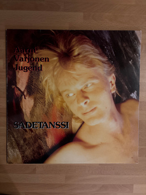 Aarni Varjonen Jugend - Sadetanssi LP ORIG. -90