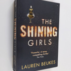 Lauren Beukes : The shining girls - pikkukuva 1