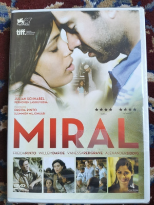 Miral UUSI Julian Schnabel Freida Pinto