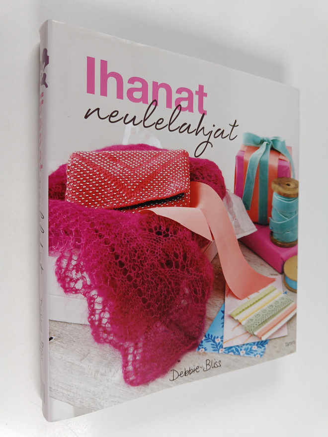 Debbie Bliss : Ihanat neulelahjat : 30 neulelahjaideaa