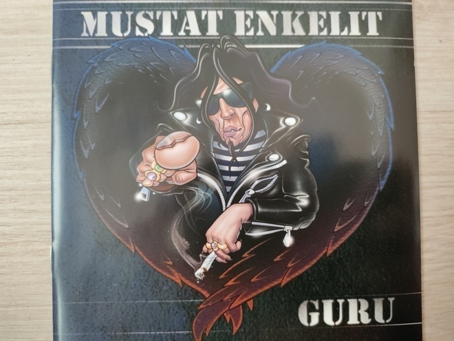 Mustat Enkelit : Guru  cd
