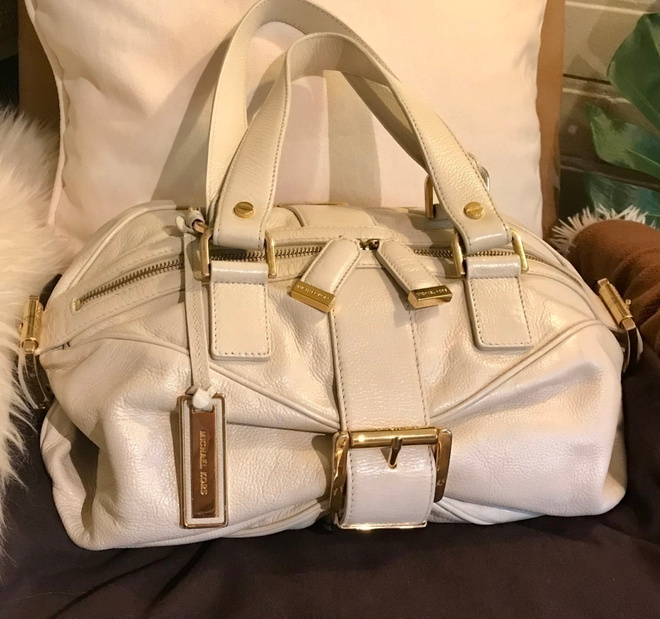 MICHAEL KORS upea kerma valk tilava  laukku nahkaa