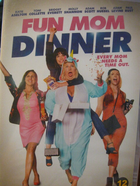 FUN MOM DINNER DVD