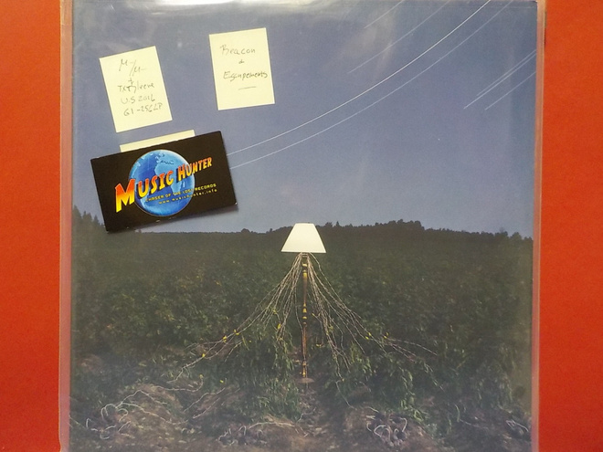 BEACON - ESCAPEMENTS - US 2016 TXT SLEEVE M-/M- LP