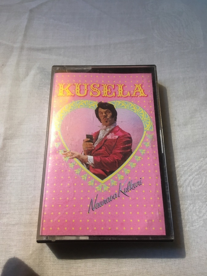 Vesa-Matti Loiri - Naurava kulkuri  (C-kasetti)