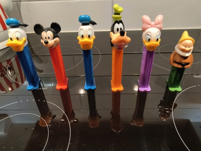 Disney Pez karkkiannostelija x 6 kpl