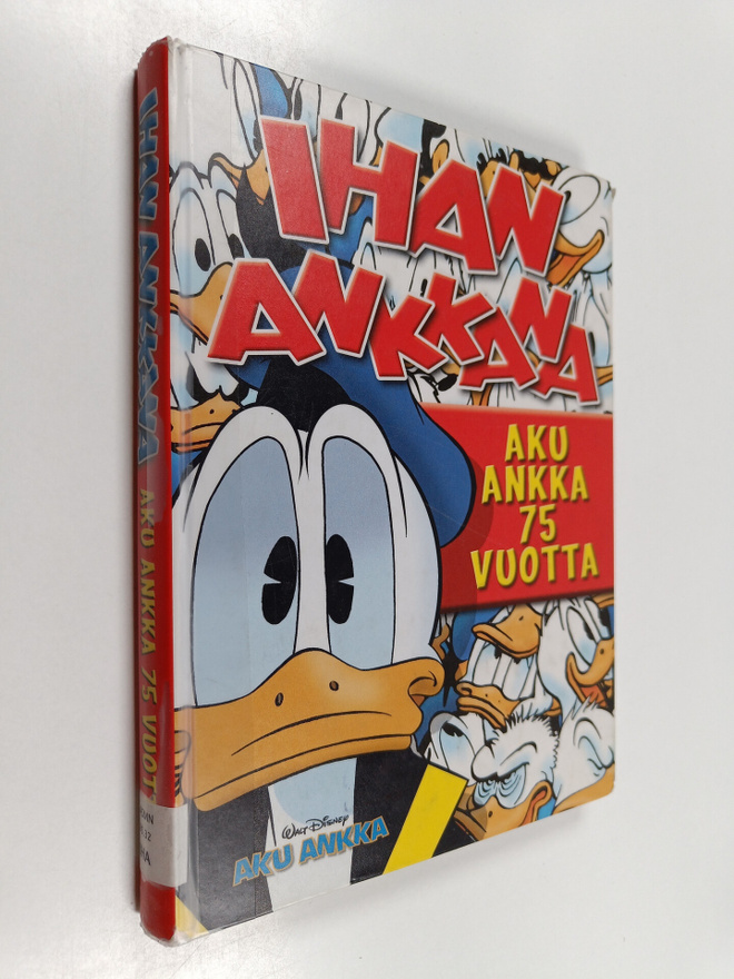 Ihan Ankkana : Aku Ankka 75 vuotta