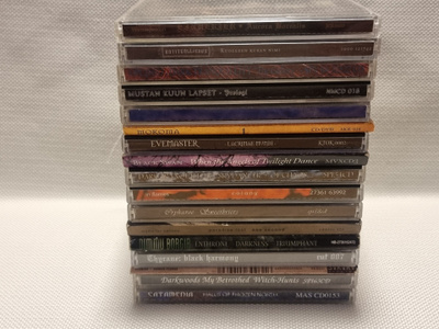 CD levyjä nippu ( heikko kunto)