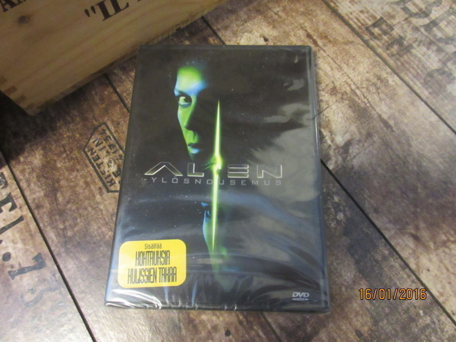 Alien - Ylösnousemus (DVD) *UUSI*