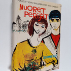 Margit von Willebrand-Hollmerus : Nuoret perijät - pikkukuva 1