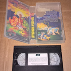 MAA AIKOJEN ALUSSA 2 SUURI SEIKKAILU JATKUU VHS - pikkukuva 3